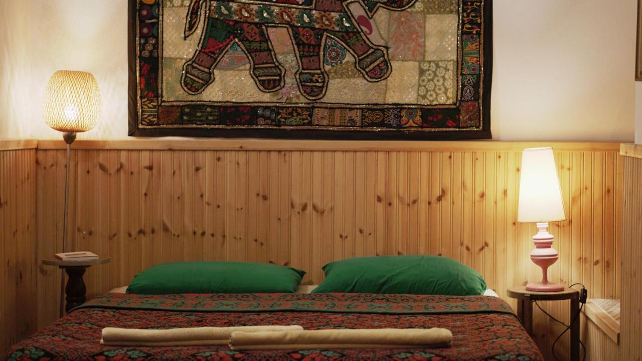 Mi Casa Es Tu Casa - Shkodra Backpackers Hostel Ngoại thất bức ảnh