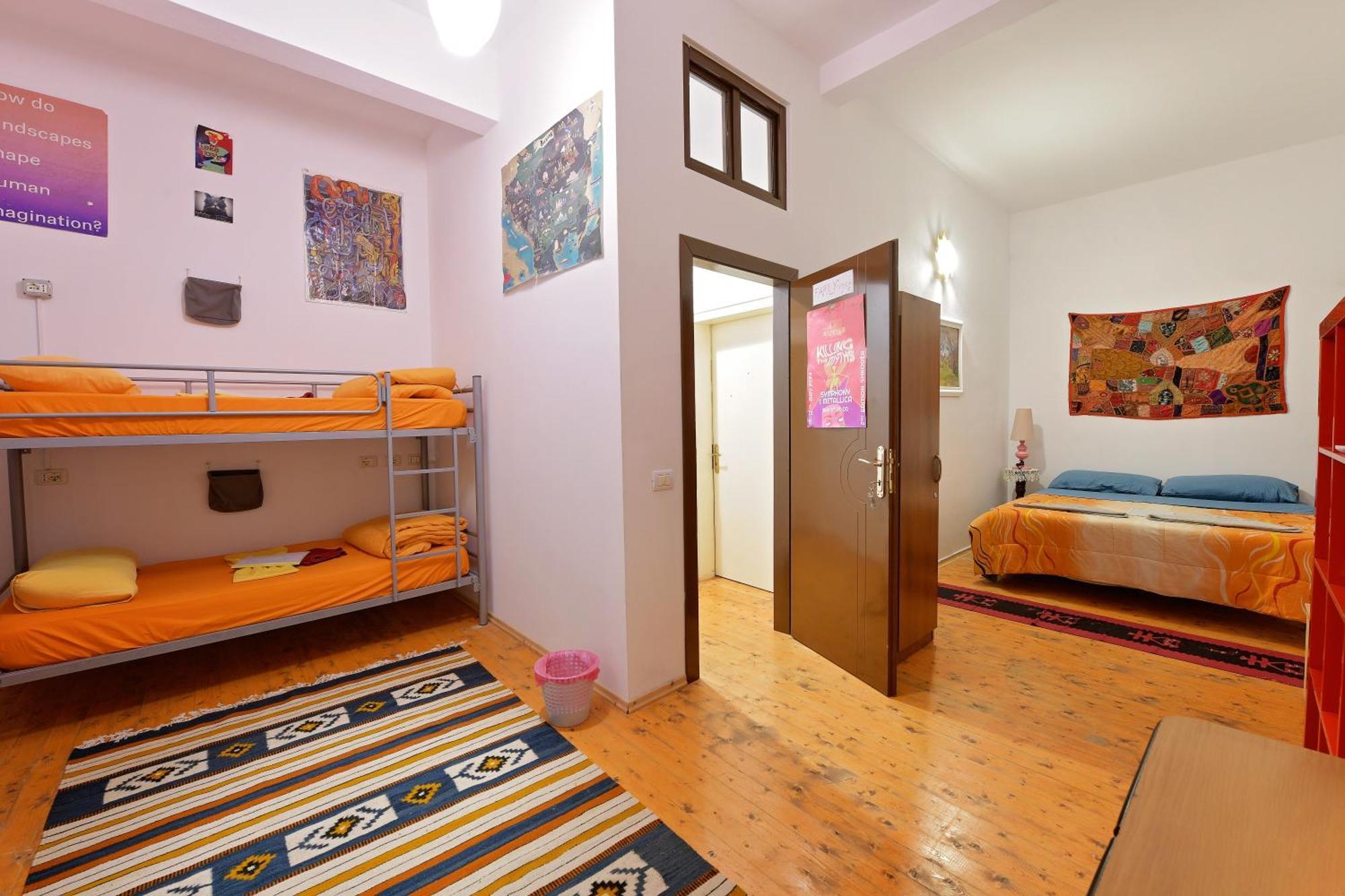 Mi Casa Es Tu Casa - Shkodra Backpackers Hostel Ngoại thất bức ảnh